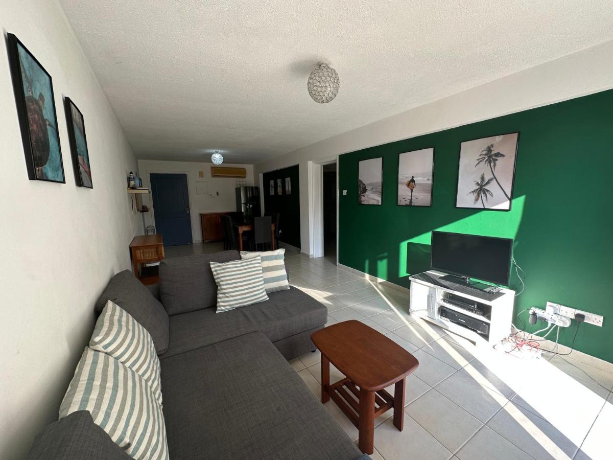 Beautiful Regina Gardens Apartment Paphos Bagian luar foto